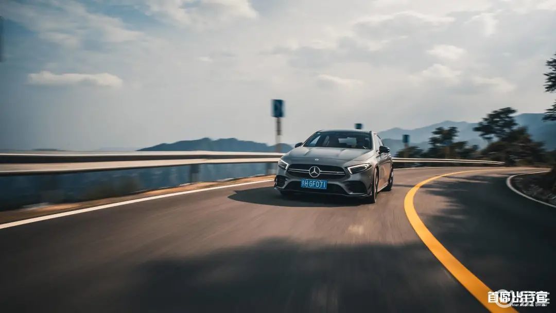 哪怕是对某些amg车主来说,这台a35l也拥有着肩负"amg"这三个字母的