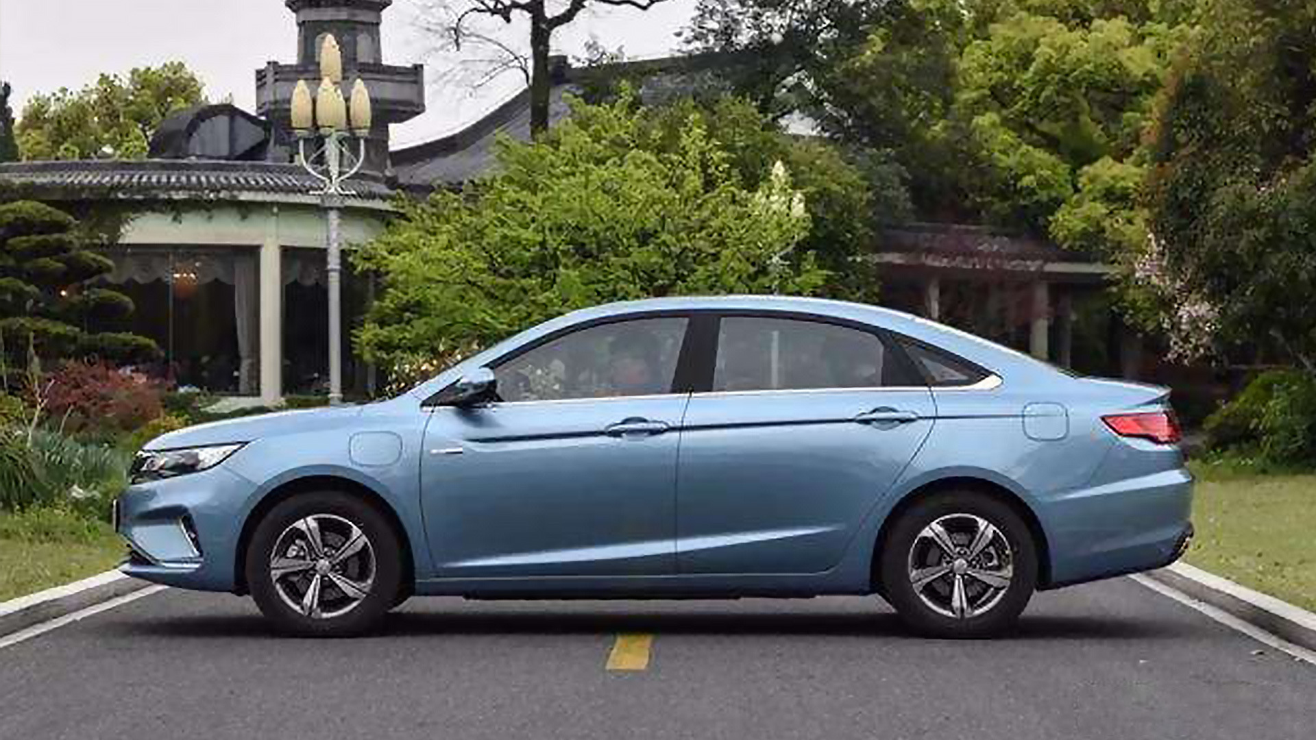 28-16.48万 帝豪gl新能源到底有什么不同