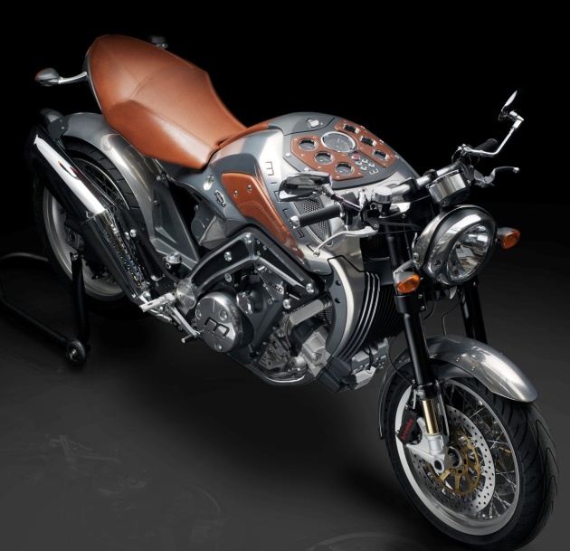 这台摩托车100多万!