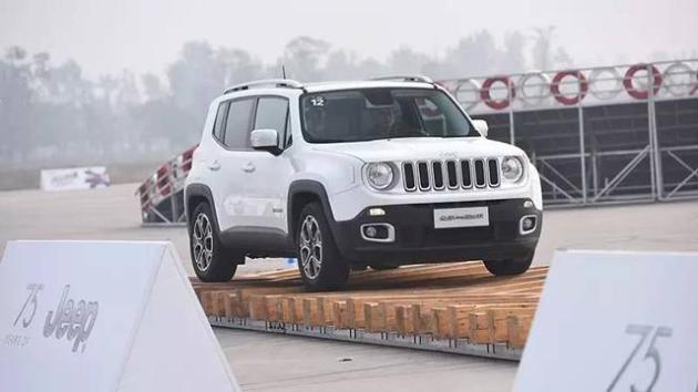 自由侠越野能力演示 w640_h360_cf82cb06fb68408ba19729df79076acc.jpeg