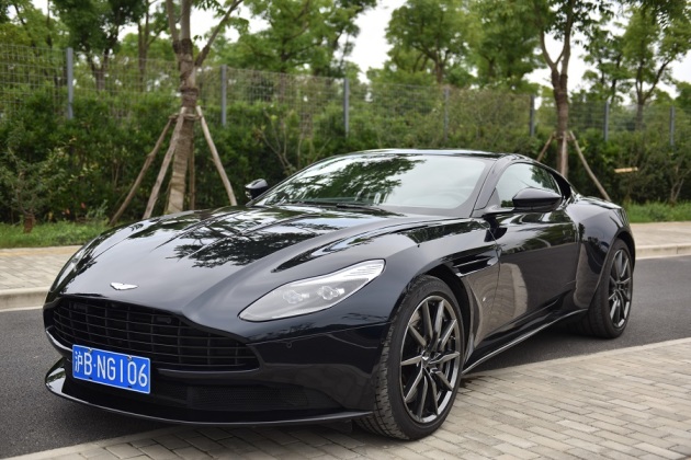 跑车车型好看的 w900_h600_c46c0c91a8344fe8910f89c1df561367.jpg