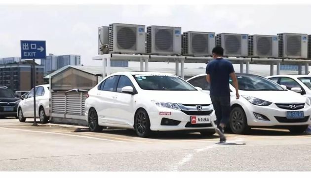 怎么寻找免费停车 w900_h514_0492bf01bc384f469c32e427fa9ca76e.jpeg