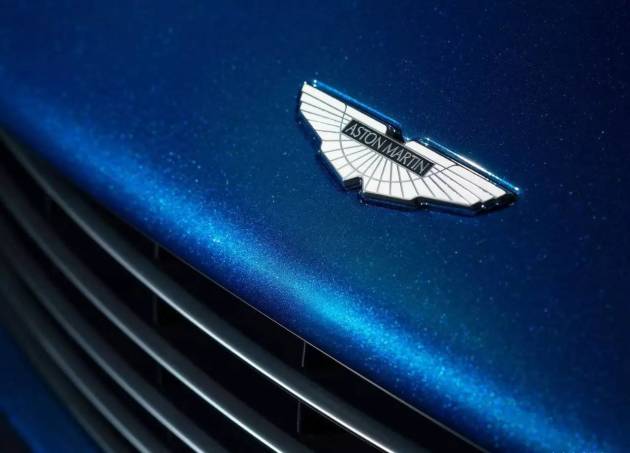 没有中置引擎不好意思打招呼 阿斯顿马丁也这