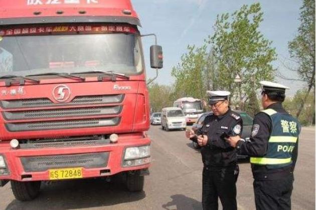 交警提示:明年将重点查处这3种车,有你的车吗