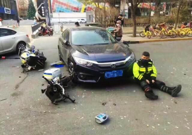 "思域秒c63"的梗,最近为什么这么火?