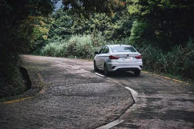 会成为新的销量之王吗?试驾全新逸动+逸动DT