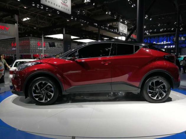 实拍丰田全新suv