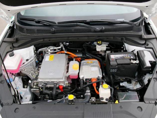 逸动ev460/比亚迪e5 450/帝豪ev450,这三款车