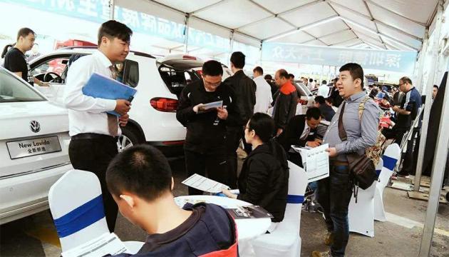 买二手车的两大隐形风险!车主:到底怎么鉴别质