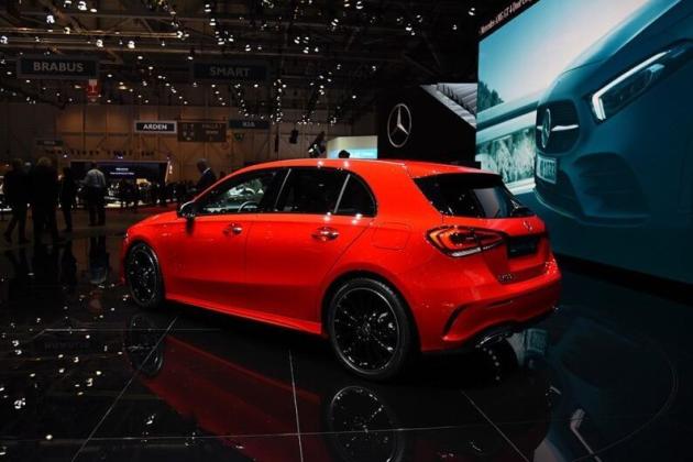 宝马1系遇强敌,不足20万的奔驰车即将上市