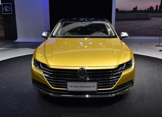 定位轿跑,却不擅长动力操控,大众新CC凭啥26万起售?