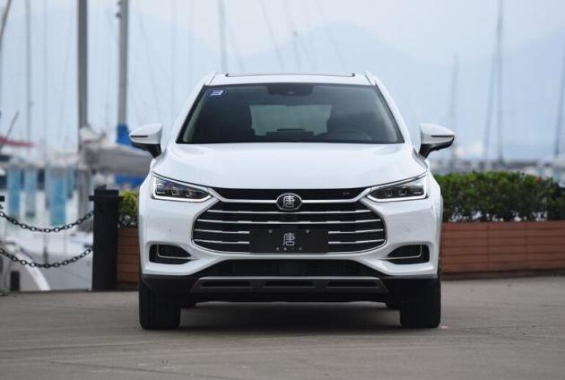 气场直逼q7,不到13万的一款比亚迪7座中型suv