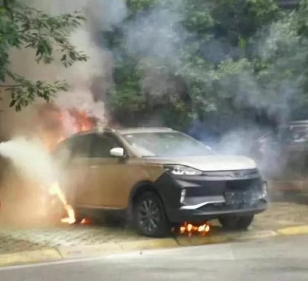 临近量产交付的威马被发现自燃