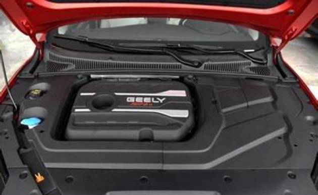 奇瑞艾瑞泽GX对比吉利缤瑞,国产紧凑轿车之争