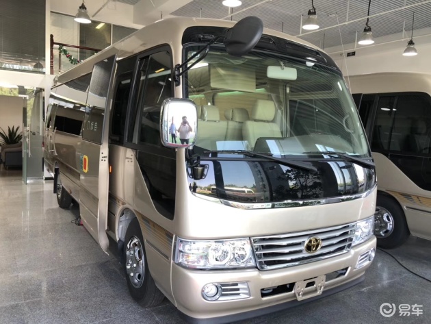 考斯特12座商务车价格丰田考斯特12座vip价格
