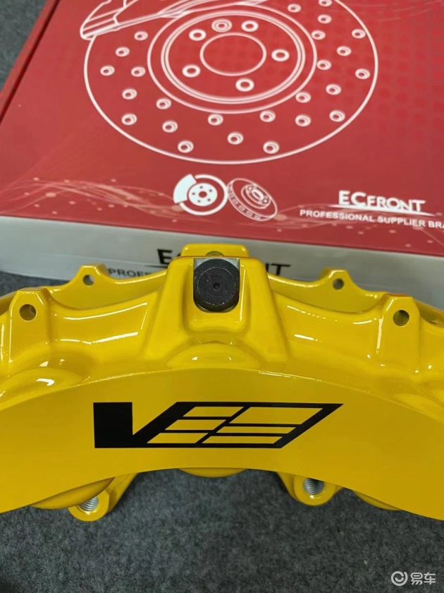 分享一组brembo布雷博v6卡钳细节图