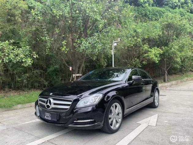 2015年奔驰cls350售价15万有着优雅舒展的气质