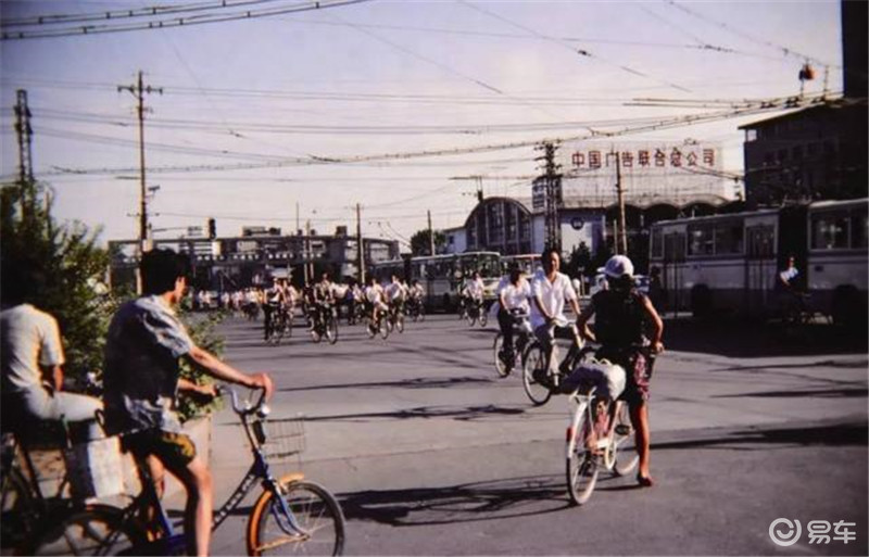 中国70年来的交通出行变化,你都看过吗?