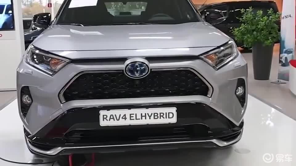 2021款丰田rav4混动版闪亮登场