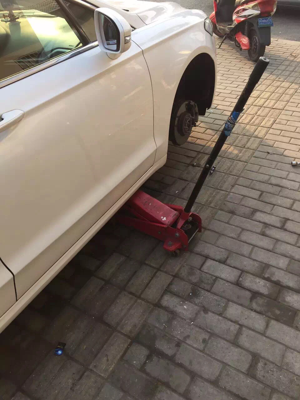 猜成语什么路没有车_看图猜成语(2)