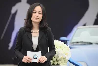 这无疑体现出了豪华品牌对于中国市场走向的高度重视.
