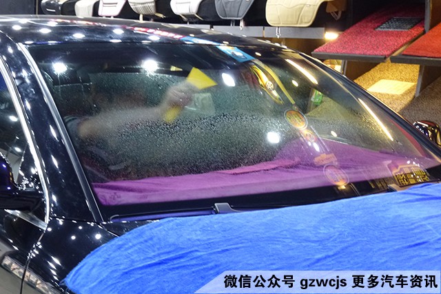 汽车贴膜的好处-教授也躺枪 国人购车后绝对会做的一件事情高清图片