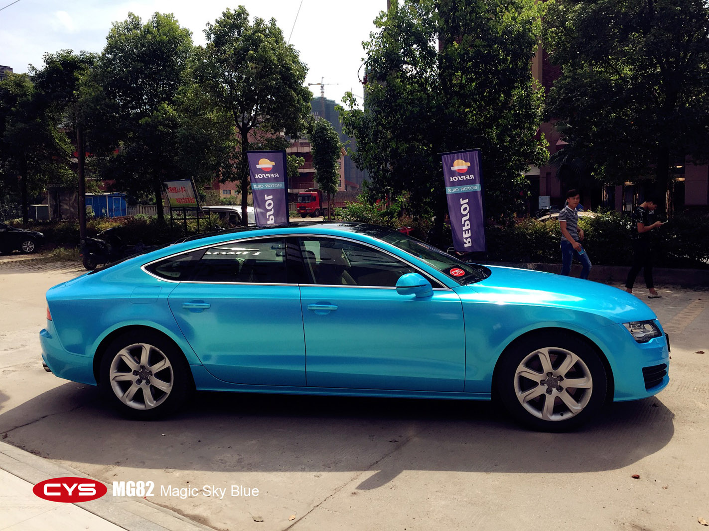 【英姿飒爽 奥迪A7幻彩天蓝车身改色】-易起说