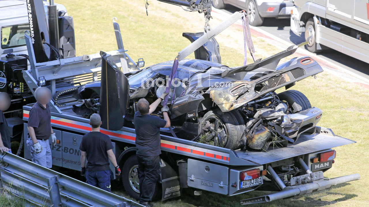 【科尼塞克One:1纽北试车撞毁 全球仅7辆】-易起说动态-易车网