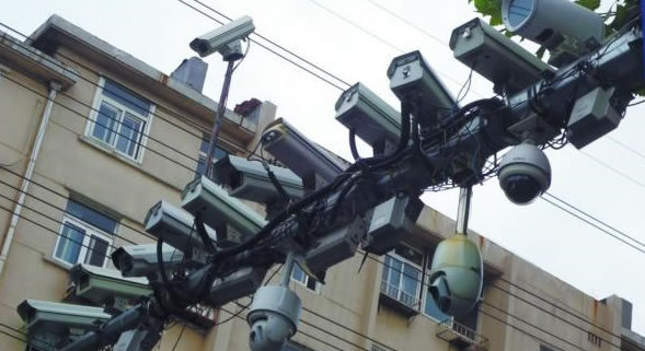 【如何避免被抓拍?老司机教你认准各类摄像头