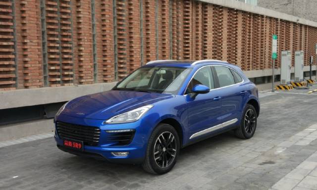 小车司机_奔驰小车_小车收入交税吗(2)