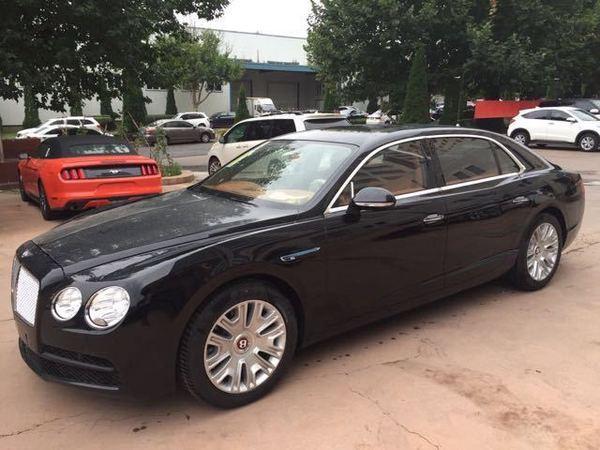 17款欧规宾利飞驰4.0TT8缸双涡轮增压现车配置详情介绍