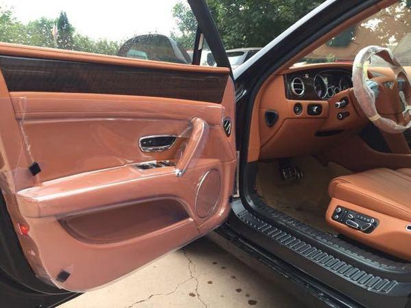 17款欧规宾利飞驰4.0TT8缸双涡轮增压现车配置详情介绍