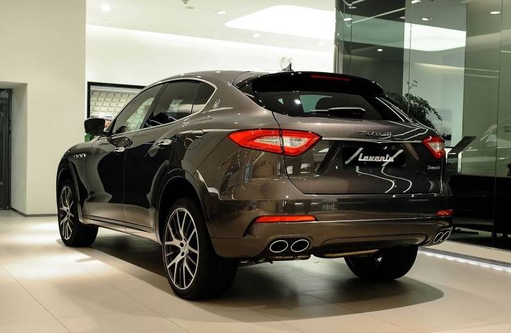 【大热韩剧《鬼怪》男主有钱任性,座驾为啥选