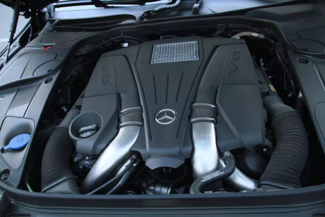 突然给你一台200万的大奔开，啥感受？