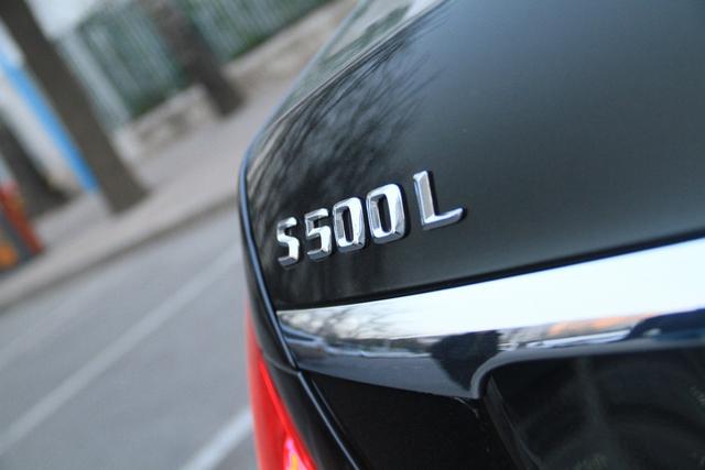 突然给你一台200万的大奔开，啥感受？