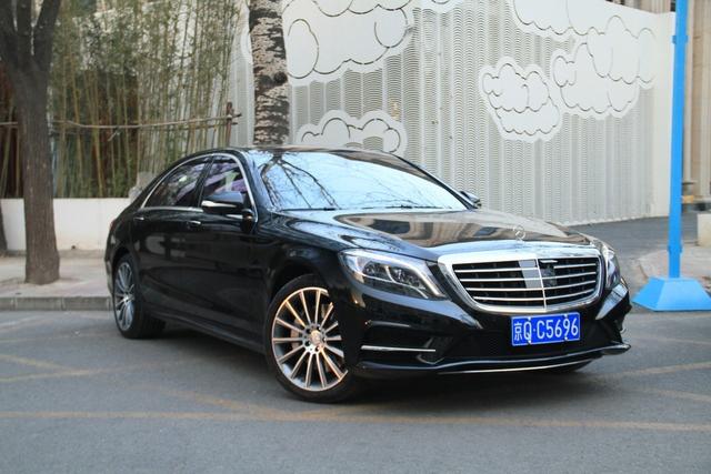 突然给你一台200万的大奔开，啥感受？