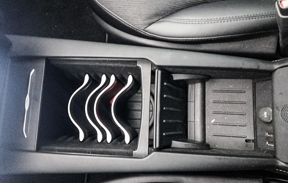 【【大拆车】百万豪车特斯拉拆解,做工不如日