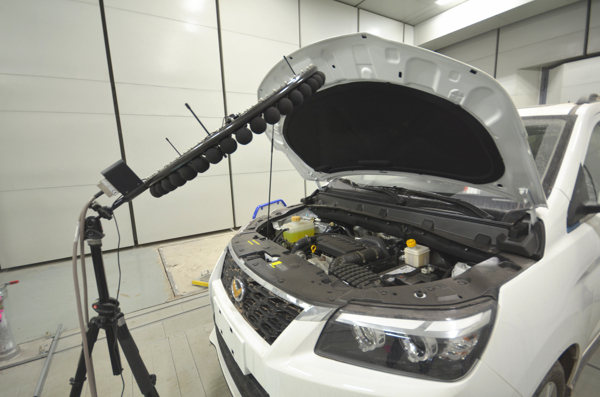 北汽幻速H5怠速噪音仅38分贝,叫板合资车型北