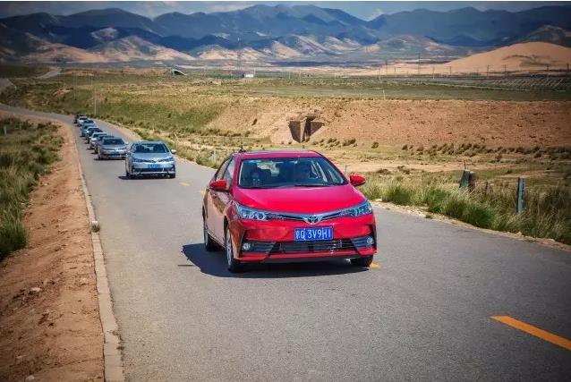 全球销量第一的神车又增1.2T丨青海试驾新卡罗