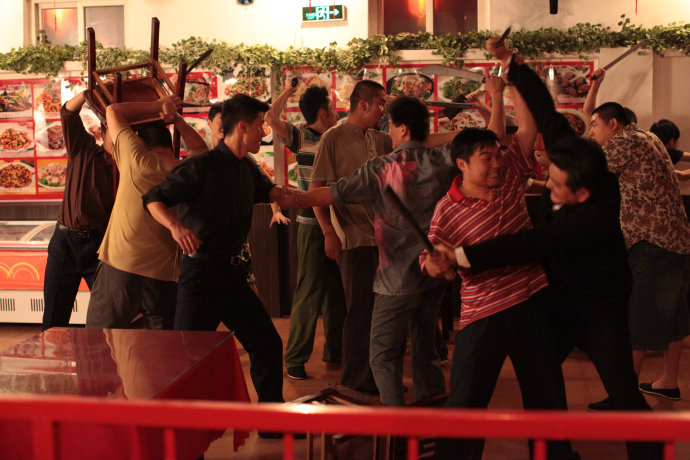 谁说东北只有喊麦烧烤的 还要当大官挣大钱住大连午夜手动挡-易起说-易车网