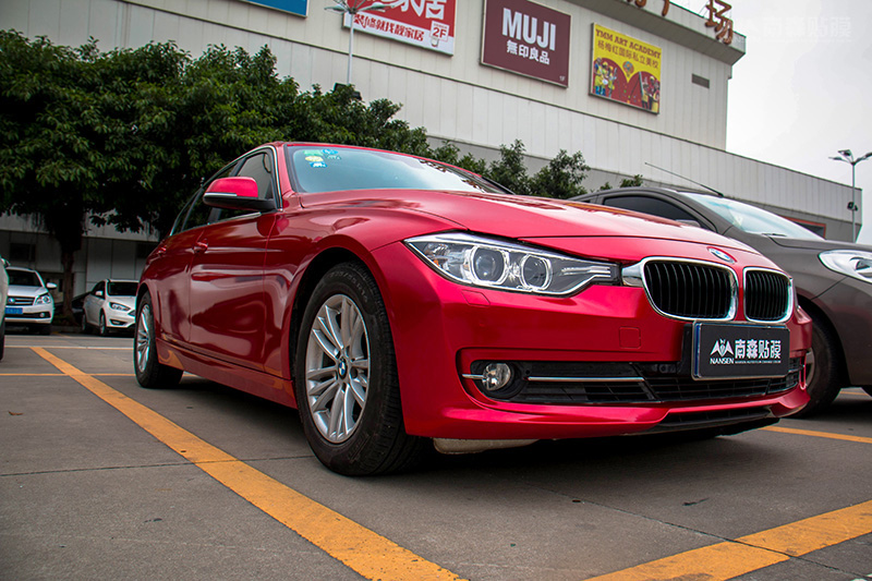 宝马320li改色贴膜极光红南森汽车改色贴膜-易起说-易车网