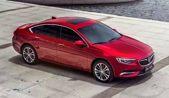 毕业十年20万雅阁、凯美瑞,君威、迈腾买谁?阿