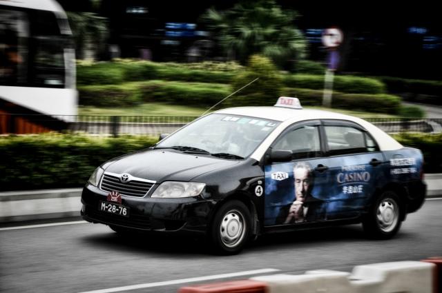 内设免费KTV,盘点中国各省市出租车特色车威