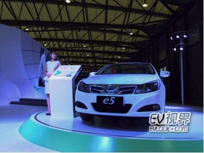 专注高品质 比亚迪商用车亮相上海国际客车展