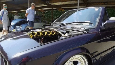 复古敞篷漂移车就不帅?你忘了这台老宝马吧