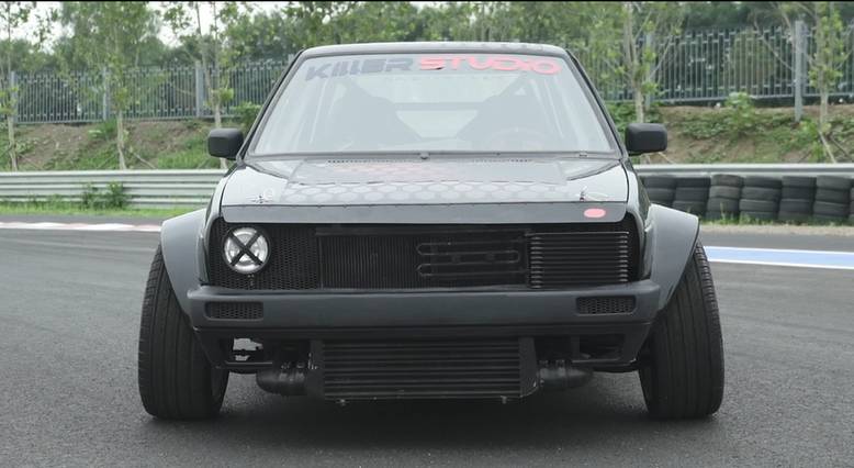 面对FMC捷达王和小姐姐,杀手差点说不行_杀手