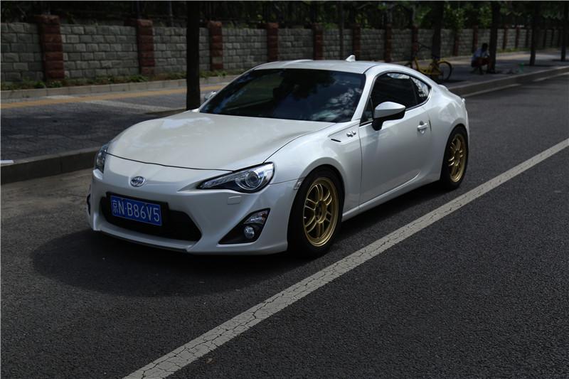 成为我的车 应该能感到幸福--对谈刘人