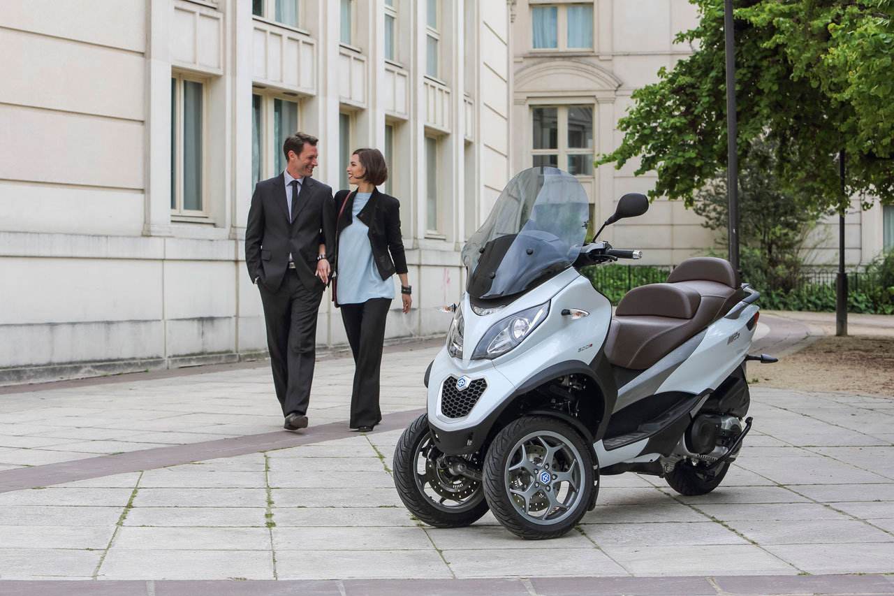 超帅的雅马哈三轮摩托 拐弯靠侧倾_不只是汽车_易车号-易车网