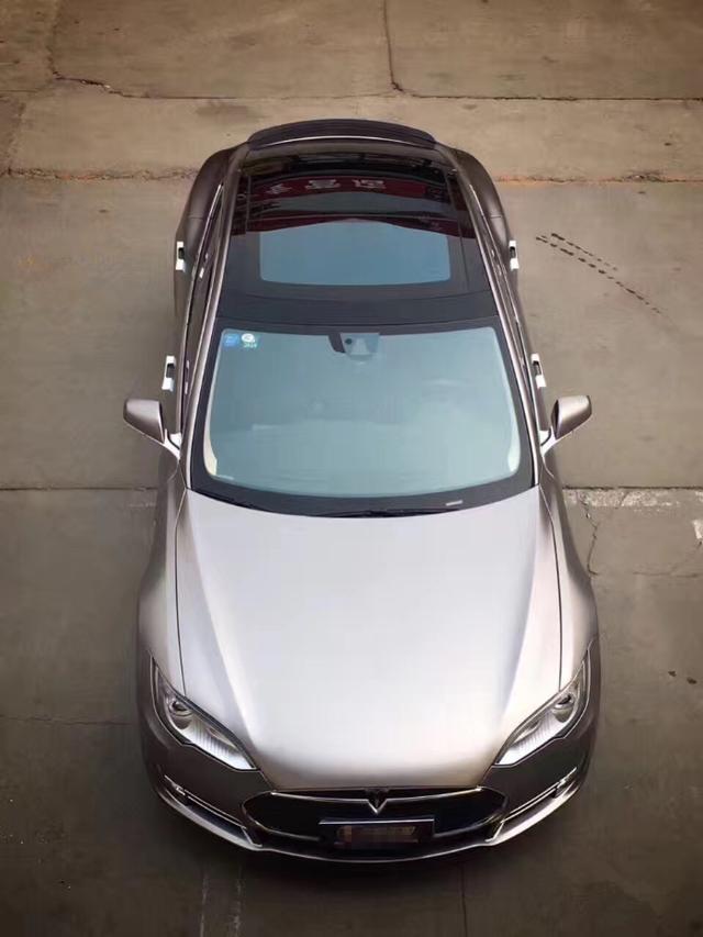 特斯拉MODEL S电光钛金灰改色_武汉慕色_易车号-易车网