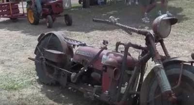 老拖拉机能卖多少钱 w400_h216_eed0d2c713be4308a7048bce3c4e9760.jpeg